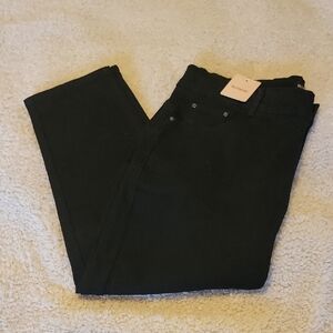 NWT BloomChic Black 5 Pocket Jeans.    Size 20
